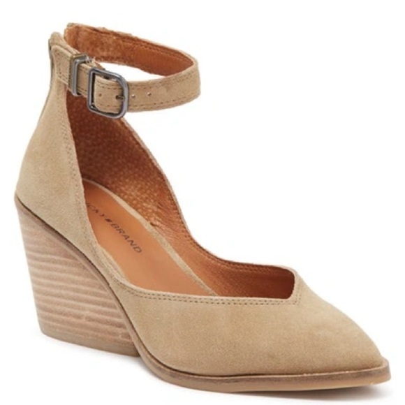 Lucky Brand Stephi Pointed Toe Tan Suede Wedge Pumps - Picture 11 of 11